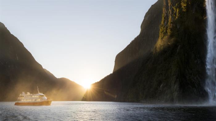 Milford Sound Nature Cruise